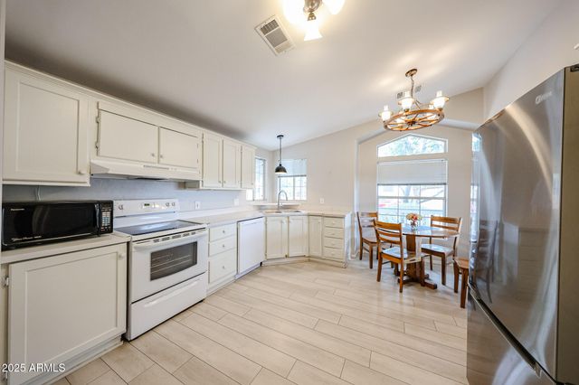 3901 E PINNACLE PEAK Road 87, Phoenix, AZ 85050