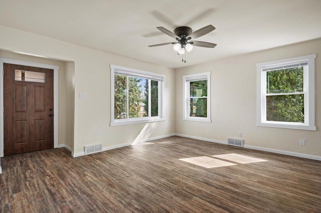 5375 N 64th STREET, Milwaukee, WI 53218