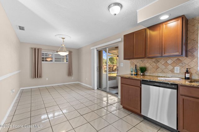 998 Kings Post Road, Rockledge, FL 32955