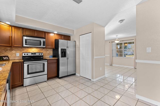 998 Kings Post Road, Rockledge, FL 32955