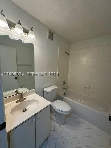 2920 SE 13th Ave 203-51, Homestead, FL 33035
