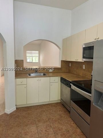 2920 SE 13th Ave 203-51, Homestead, FL 33035