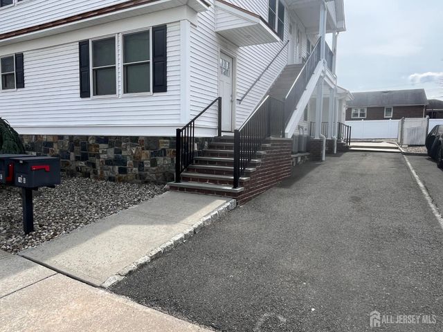16 E Kupsch Street E A, Sayreville, NJ 08872