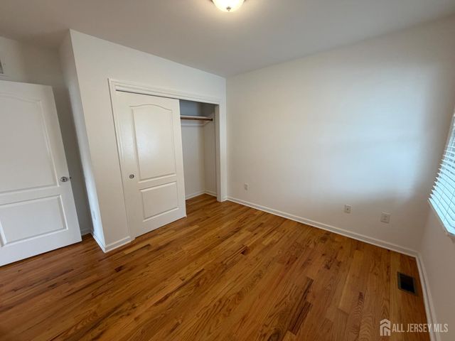 16 E Kupsch Street E A, Sayreville, NJ 08872
