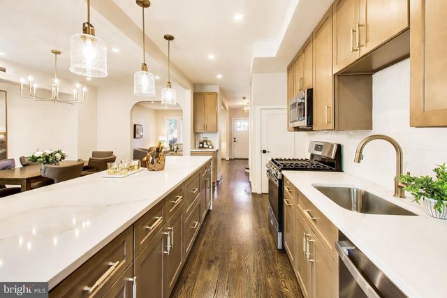 3527 HERTFORD PL NW, Washington, DC 20010