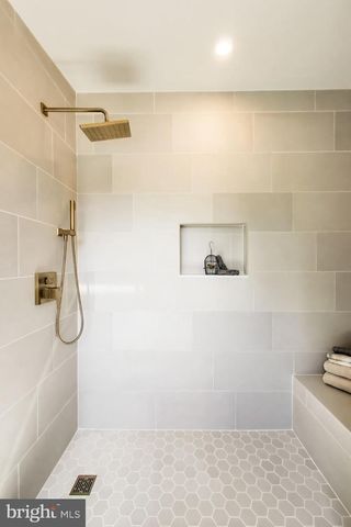 3527 HERTFORD PL NW, Washington, DC 20010