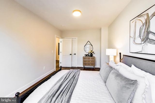 3527 HERTFORD PL NW, Washington, DC 20010