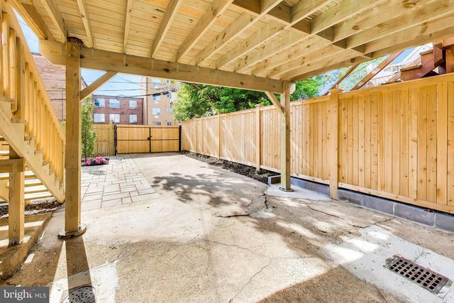3527 HERTFORD PL NW, Washington, DC 20010
