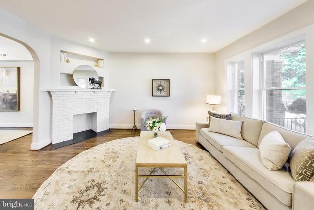 3527 HERTFORD PL NW, Washington, DC 20010