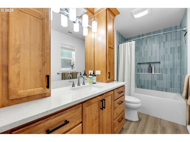 11116 Ne 104TH St, Vancouver, WA 98662