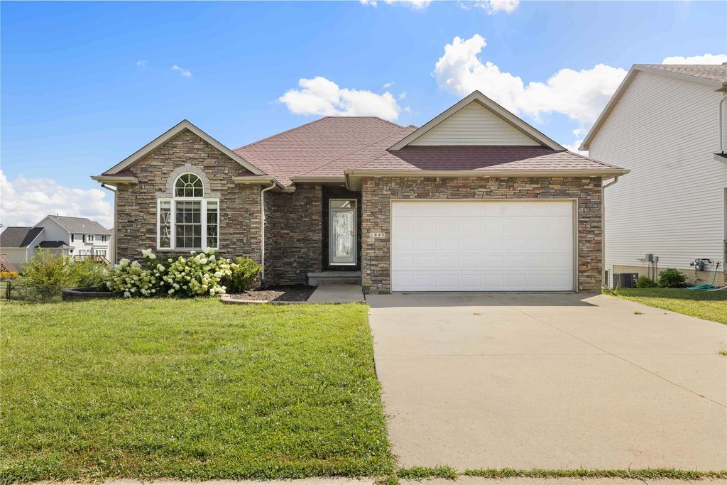1840 Merle Huff Avenue, Norwalk, IA 50211