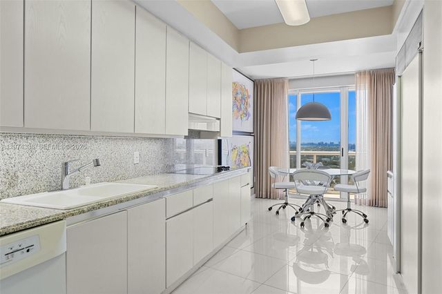 9601 Collins Avenue 1208, Bal Harbour, FL 33154