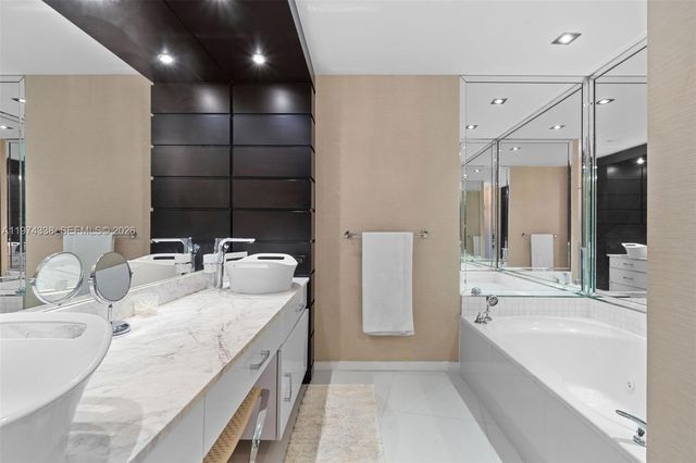 9601 Collins Avenue 1208, Bal Harbour, FL 33154