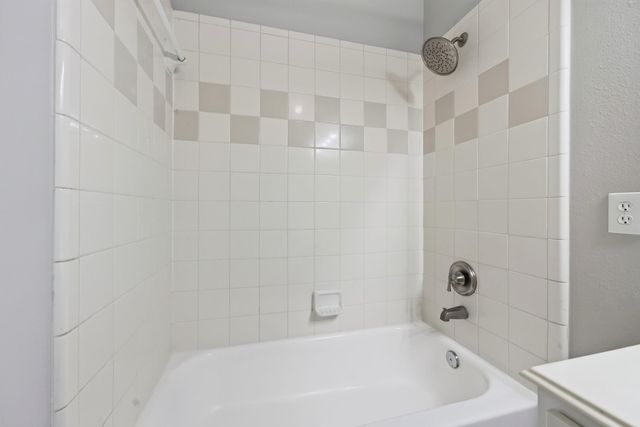 10318 Linden Springs Drive, Houston, TX 77095