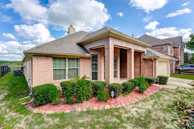 10318 Linden Springs Drive, Houston, TX 77095