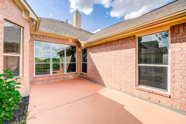 10318 Linden Springs Drive, Houston, TX 77095