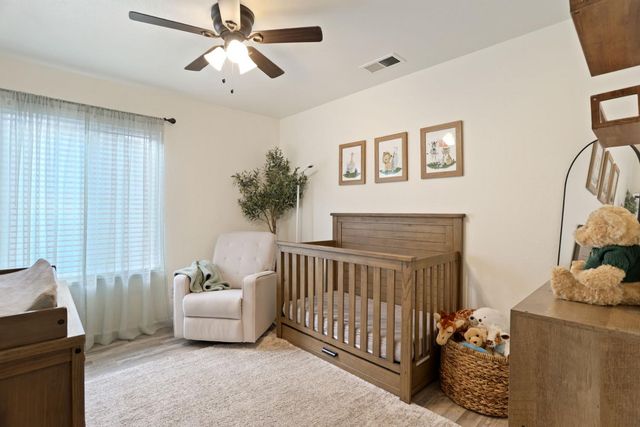 1020 Port Chelsea Cir, Lodi, CA 95240