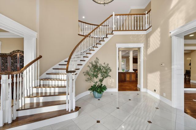 9540 Via Del Oro, Gilroy, CA 95020