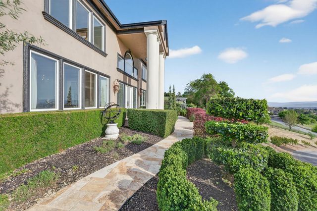 9540 Via Del Oro, Gilroy, CA 95020