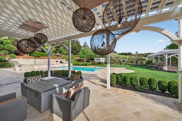 9540 Via Del Oro, Gilroy, CA 95020