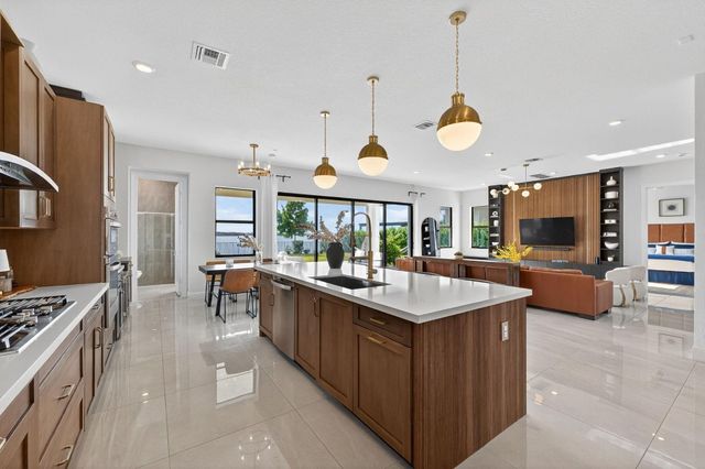 9280 W Parkland Bay Trail, Parkland, FL 33076