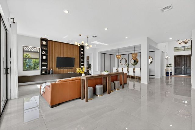 9280 W Parkland Bay Trail, Parkland, FL 33076