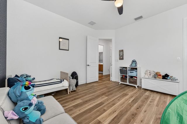 9280 W Parkland Bay Trail, Parkland, FL 33076