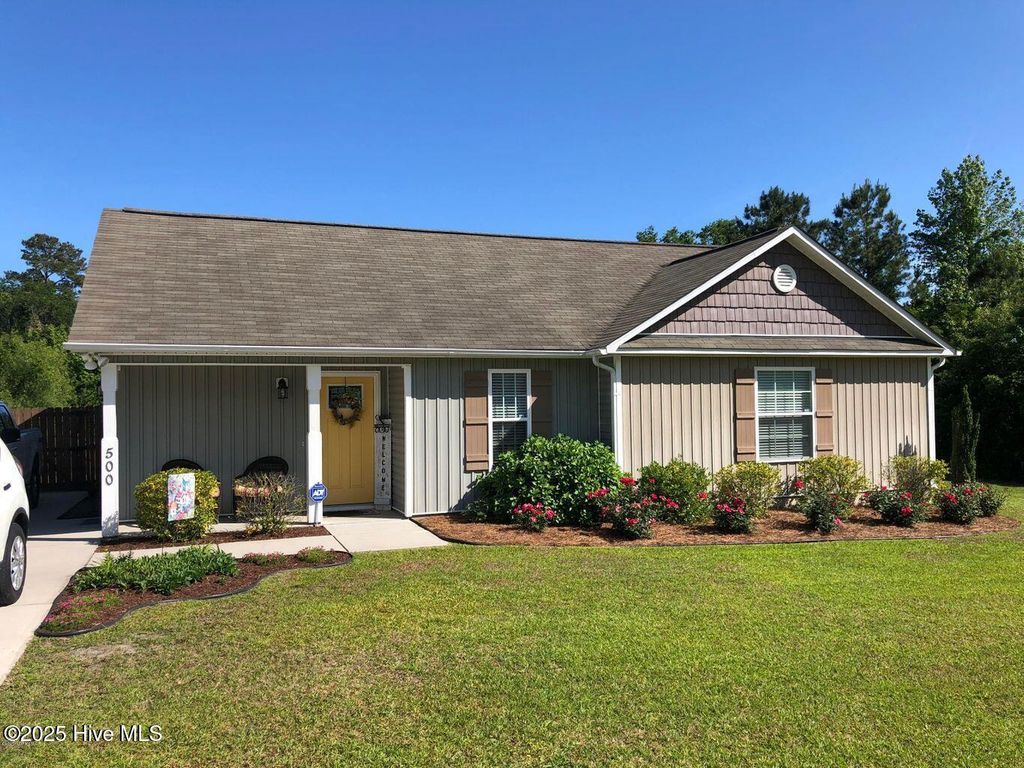 500 N Dyson Street, Holly Ridge, NC 28445