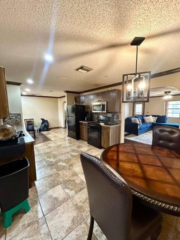 785 SW 4TH Street, Delray Beach, FL 33444