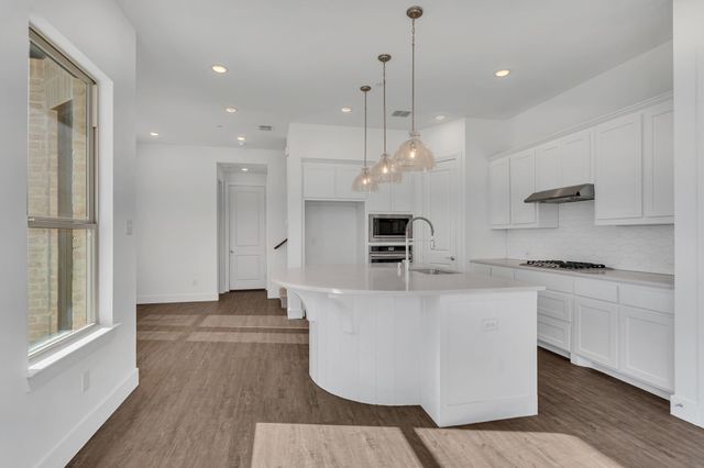 448 Somerville Drive, Mckinney, TX 75071