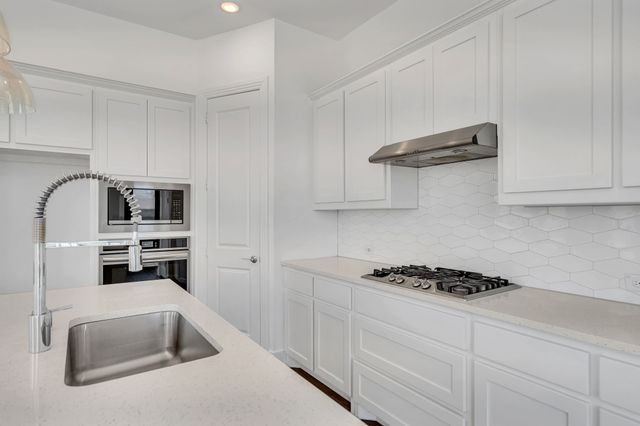 448 Somerville Drive, Mckinney, TX 75071