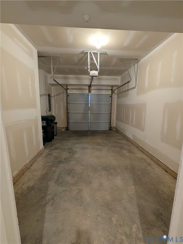 2715 Acadia Dr, Henrico, VA 23294