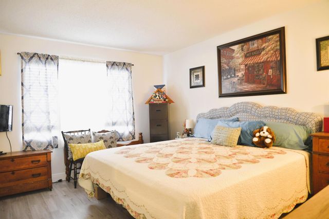 1027 S South Drive A, Delray Beach, FL 33445