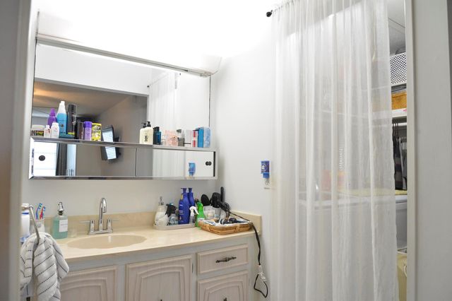 1027 S South Drive A, Delray Beach, FL 33445