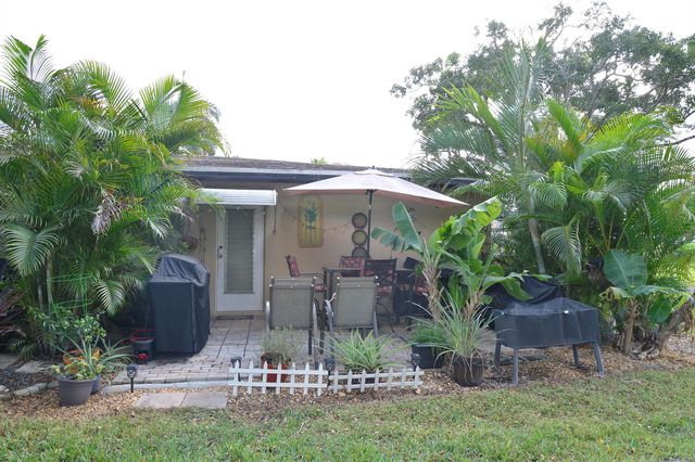 1027 S South Drive A, Delray Beach, FL 33445