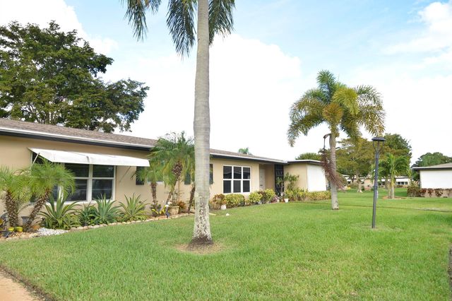 1027 S South Drive A, Delray Beach, FL 33445