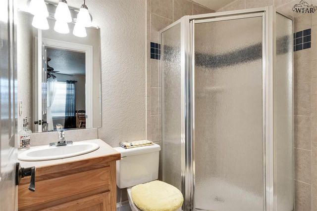 1328 HWY 287, Henrietta, TX 76365