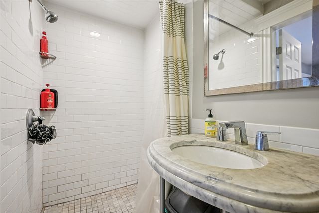 600 Shirley 4, Winthrop, MA 02152