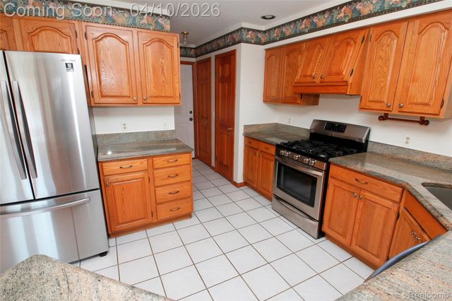 835 Winn Lake Road, Lapeer Township, MI 48446
