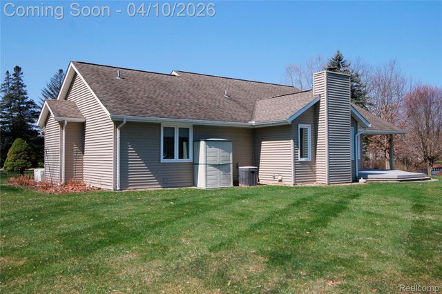 835 Winn Lake Road, Lapeer Township, MI 48446