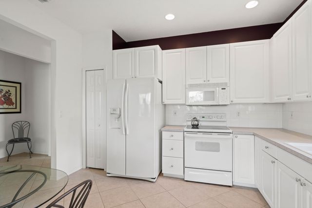 3716 NW Deer Oak Drive, Jensen Beach, FL 34957