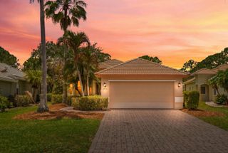 3716 NW Deer Oak Drive, Jensen Beach, FL 34957