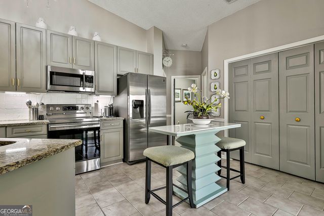 1208 Park Side, Peachtree City, GA 30269