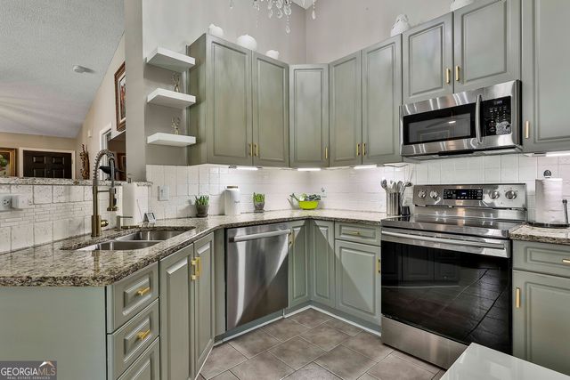 1208 Park Side, Peachtree City, GA 30269