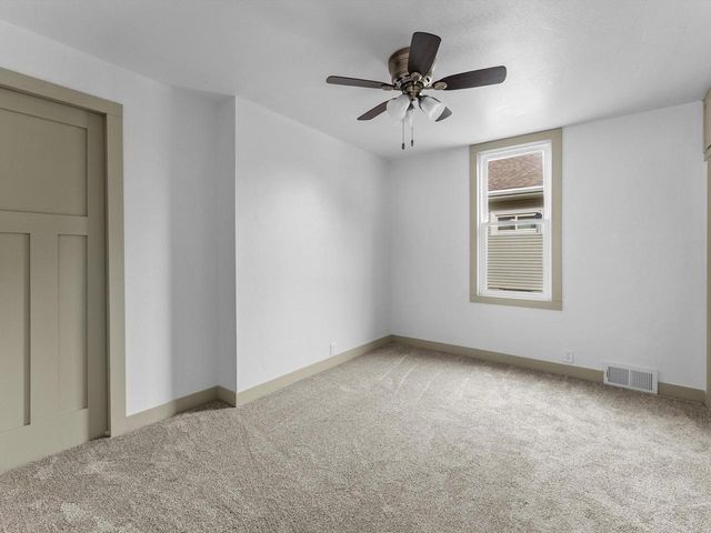 1414 S 14th STREET, Manitowoc, WI 54220