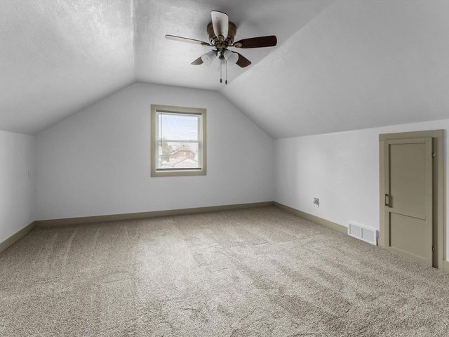 1414 S 14th STREET, Manitowoc, WI 54220