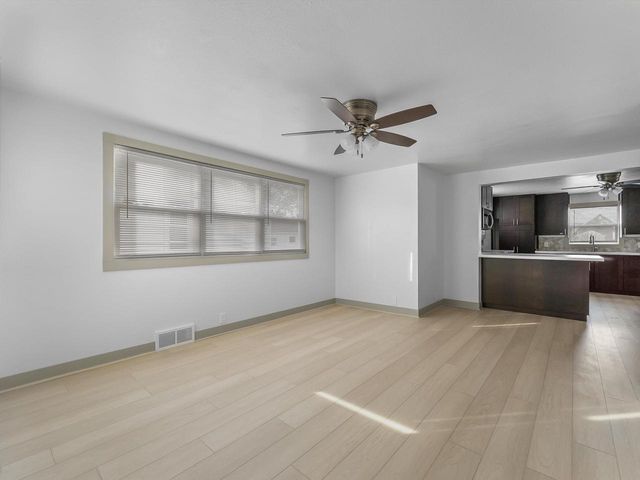 1414 S 14th STREET, Manitowoc, WI 54220