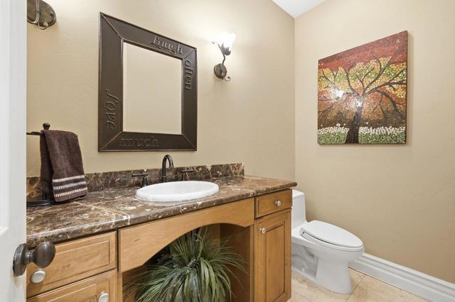 15161 La Manda Drive, Poway, CA 92064
