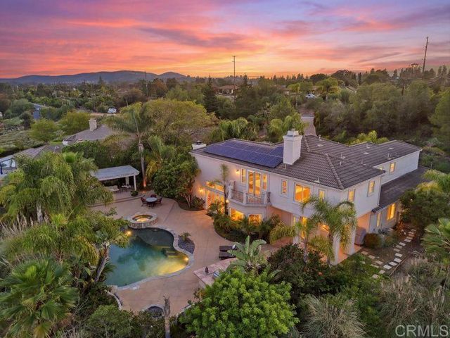 15161 La Manda Drive, Poway, CA 92064