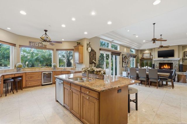 15161 La Manda Drive, Poway, CA 92064